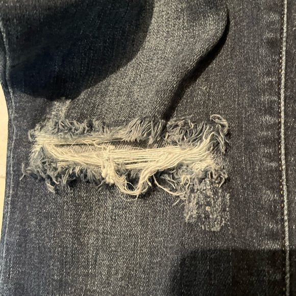 Judy Blue Jeans Womens 9 / 29 Boyfriend Fit Los Angeles Distressed Ripped Denim - Picture 6 of 13